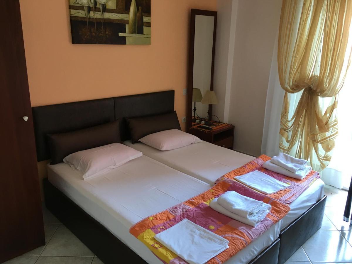 Appartamento Iliadis House Sarti Esterno foto