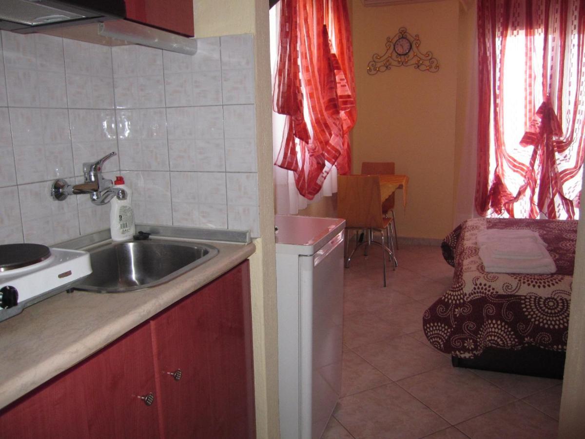 Appartamento Iliadis House Sarti Esterno foto