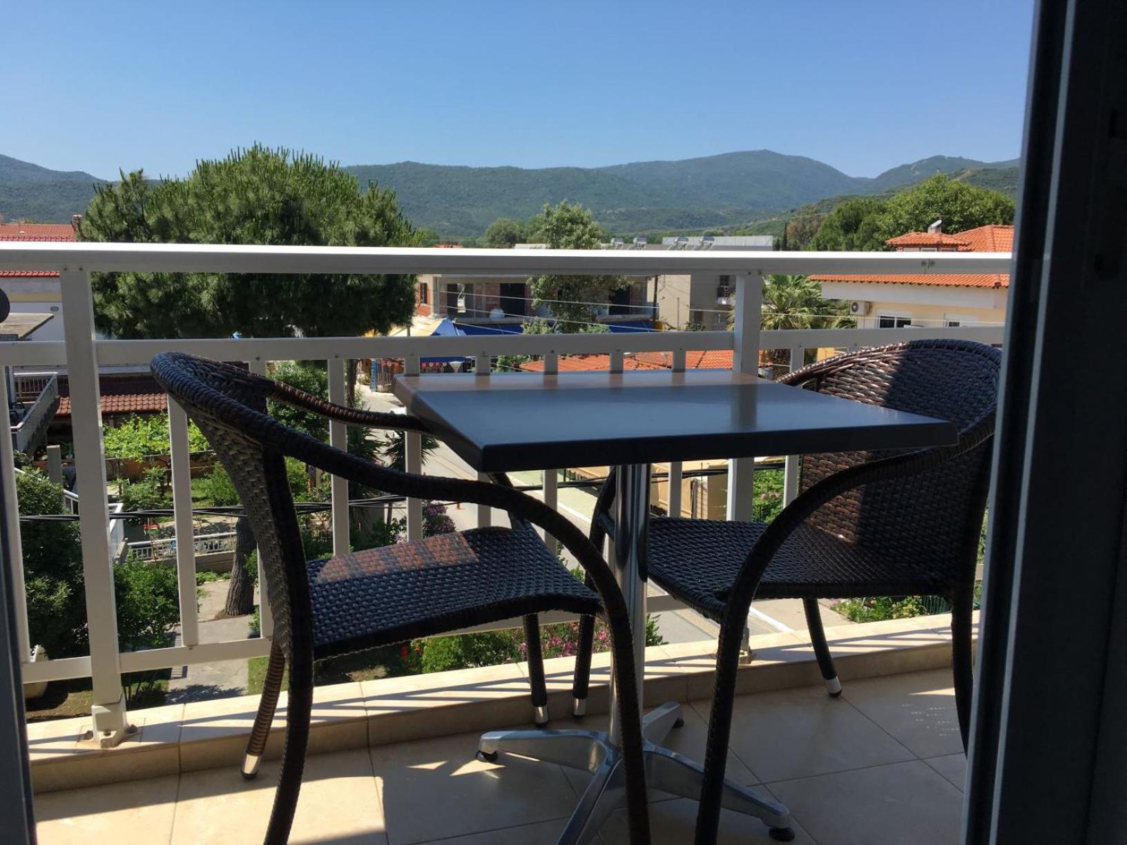 Appartamento Iliadis House Sarti Esterno foto